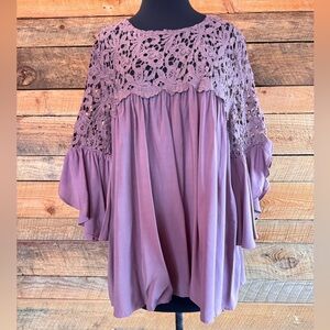 She + Sky Boho Open Embroidered Lavender/Mauve Top Size L NWT